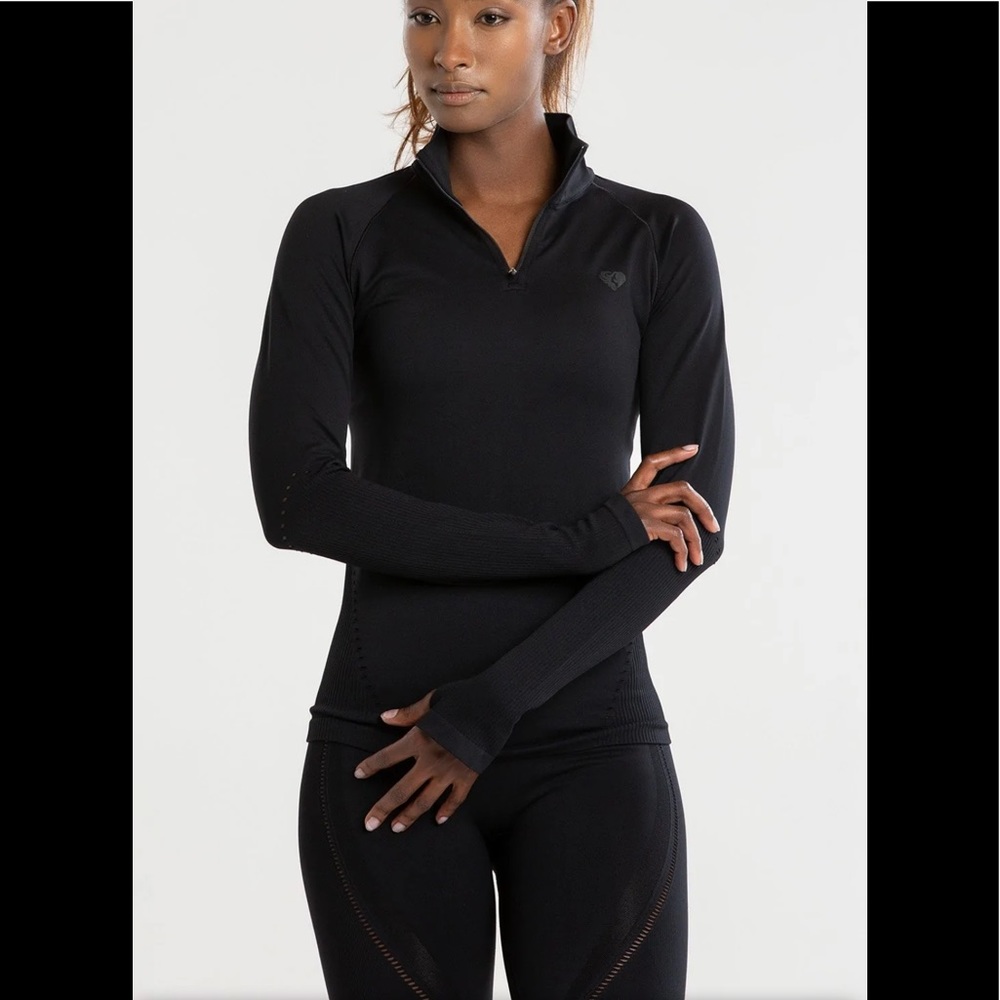 Wemen’s best black workout set 🖤